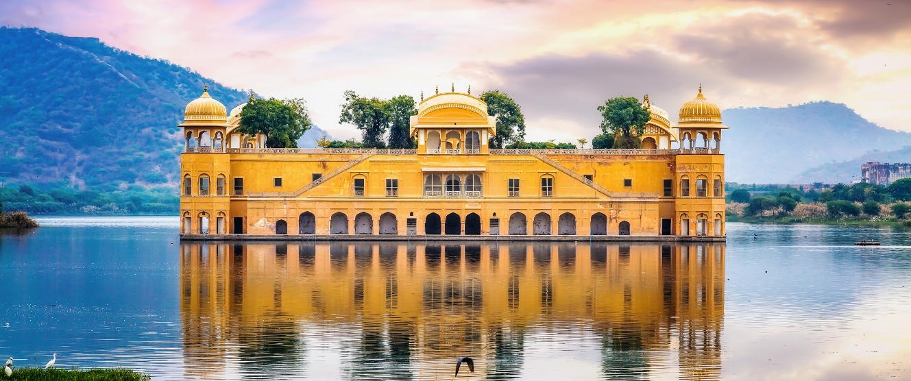 #slider-caption-1 Jaipur Sighseeing Trips